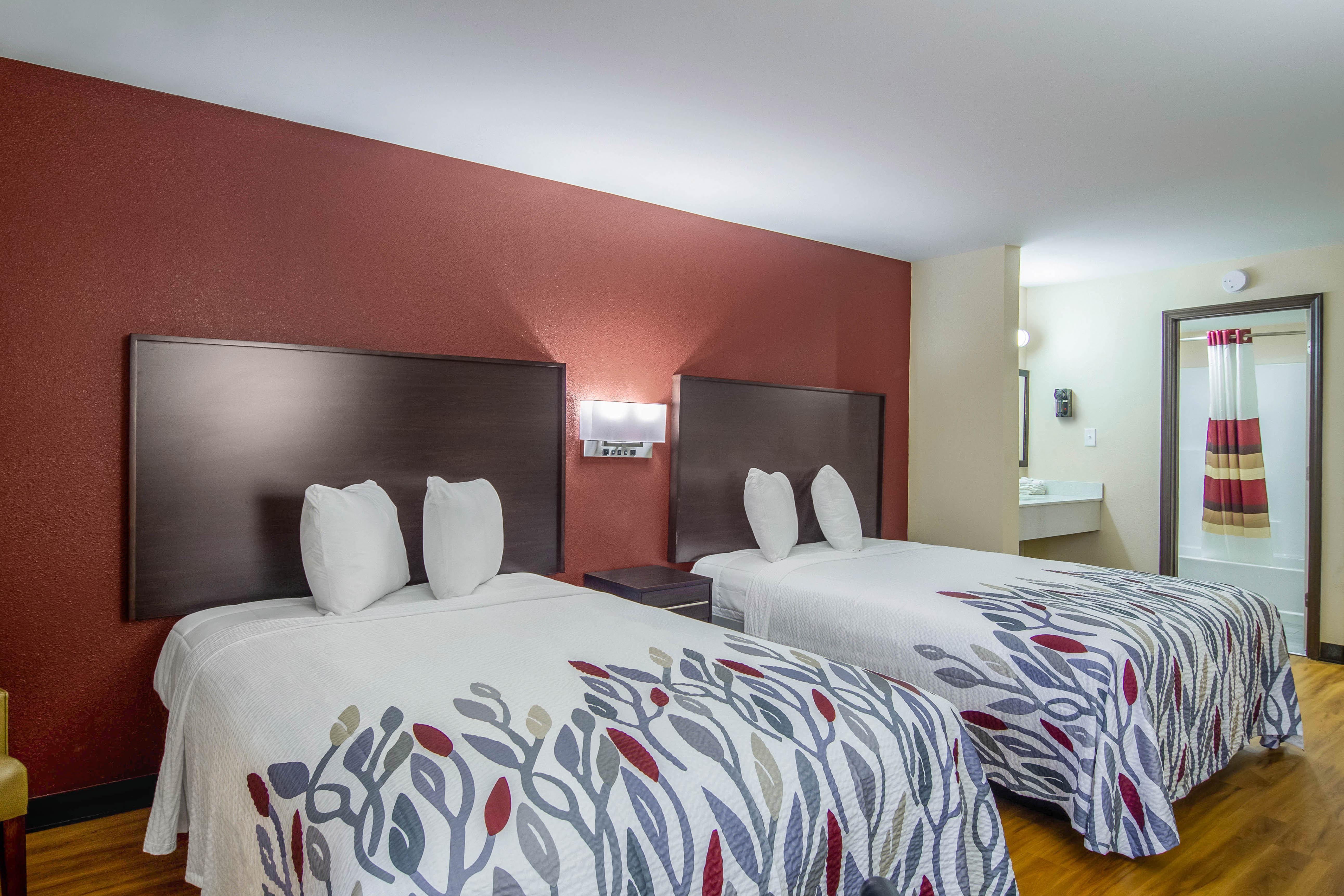 Red Roof Inn بيرسبورغ المظهر الخارجي الصورة