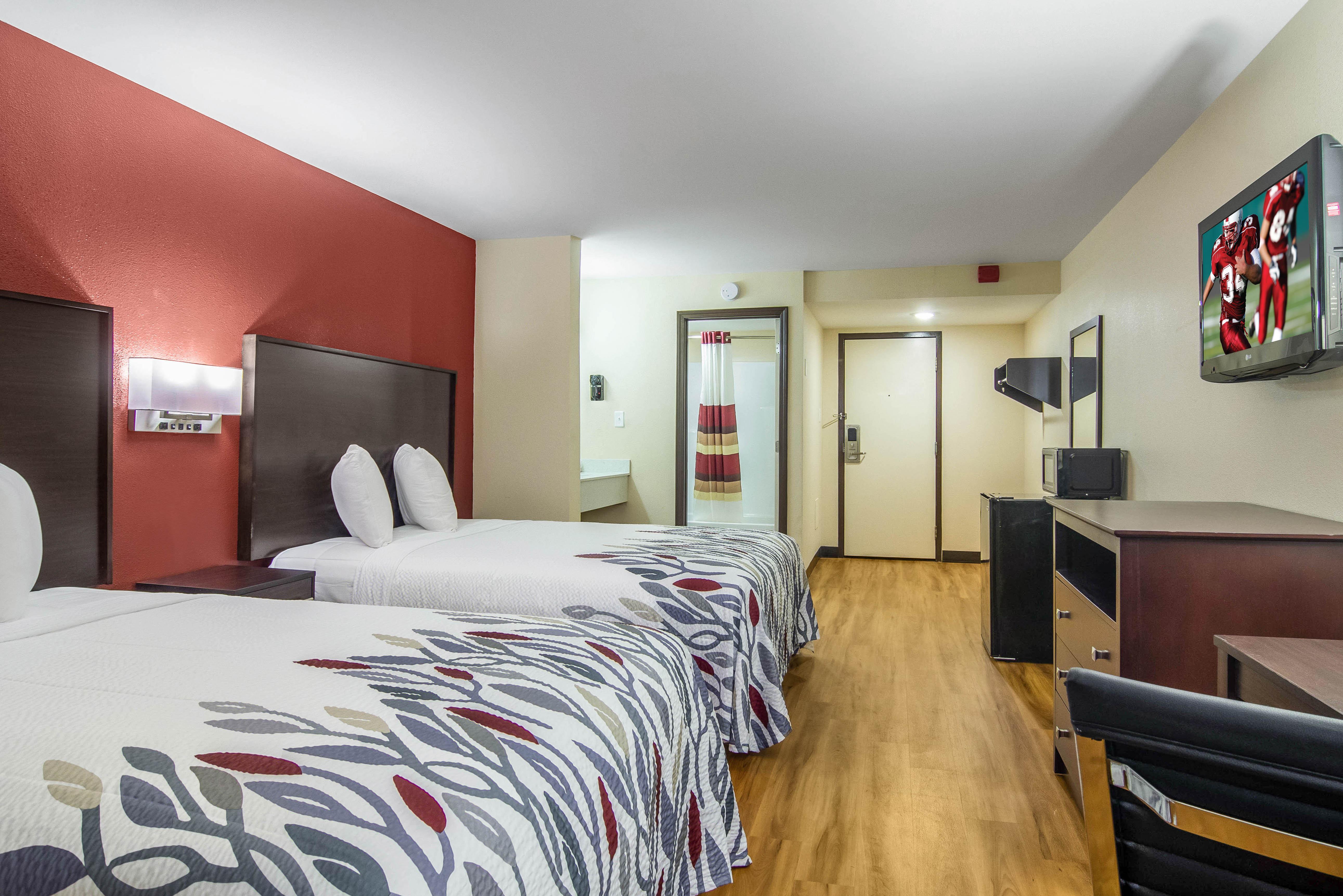 Red Roof Inn بيرسبورغ المظهر الخارجي الصورة