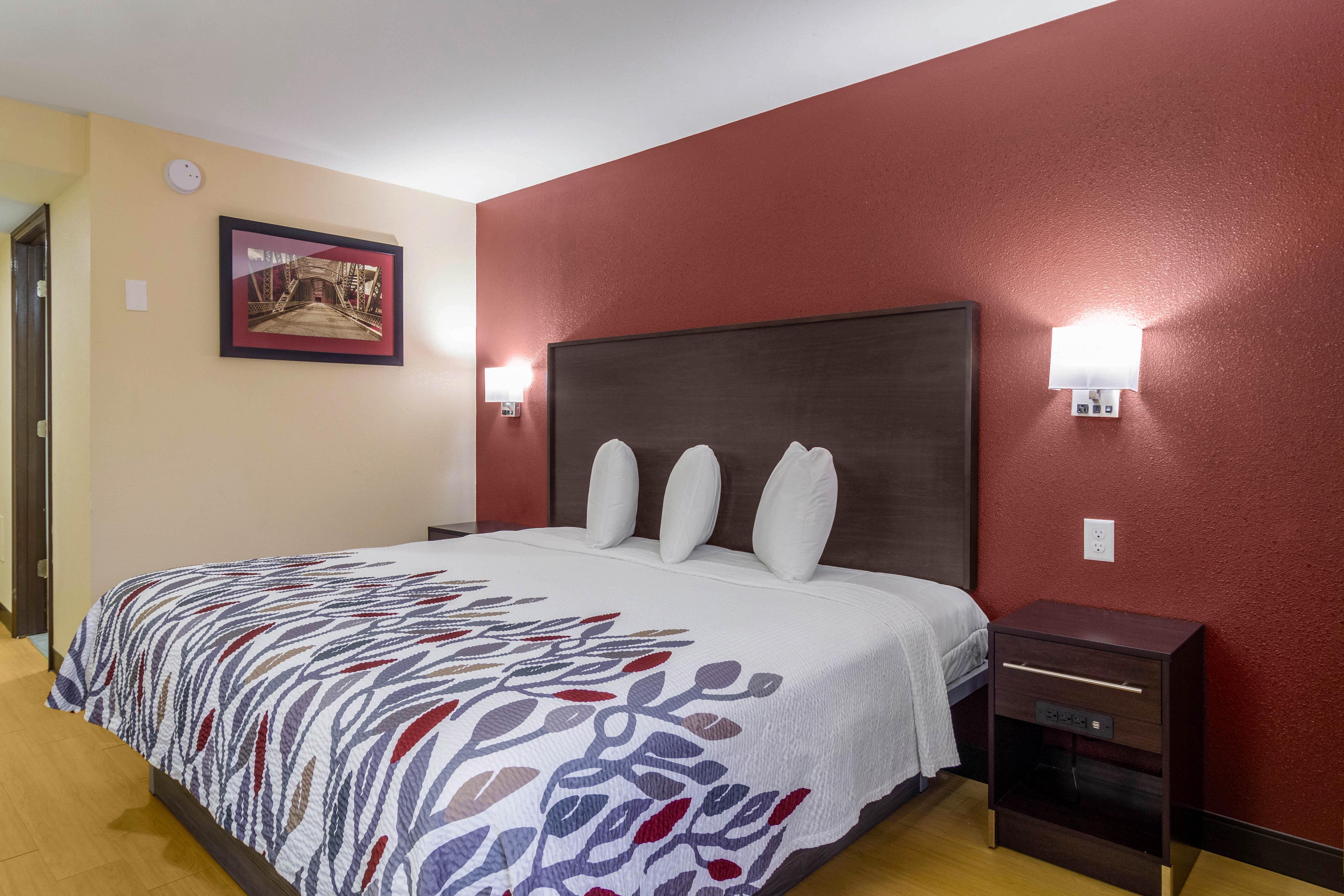 Red Roof Inn بيرسبورغ المظهر الخارجي الصورة