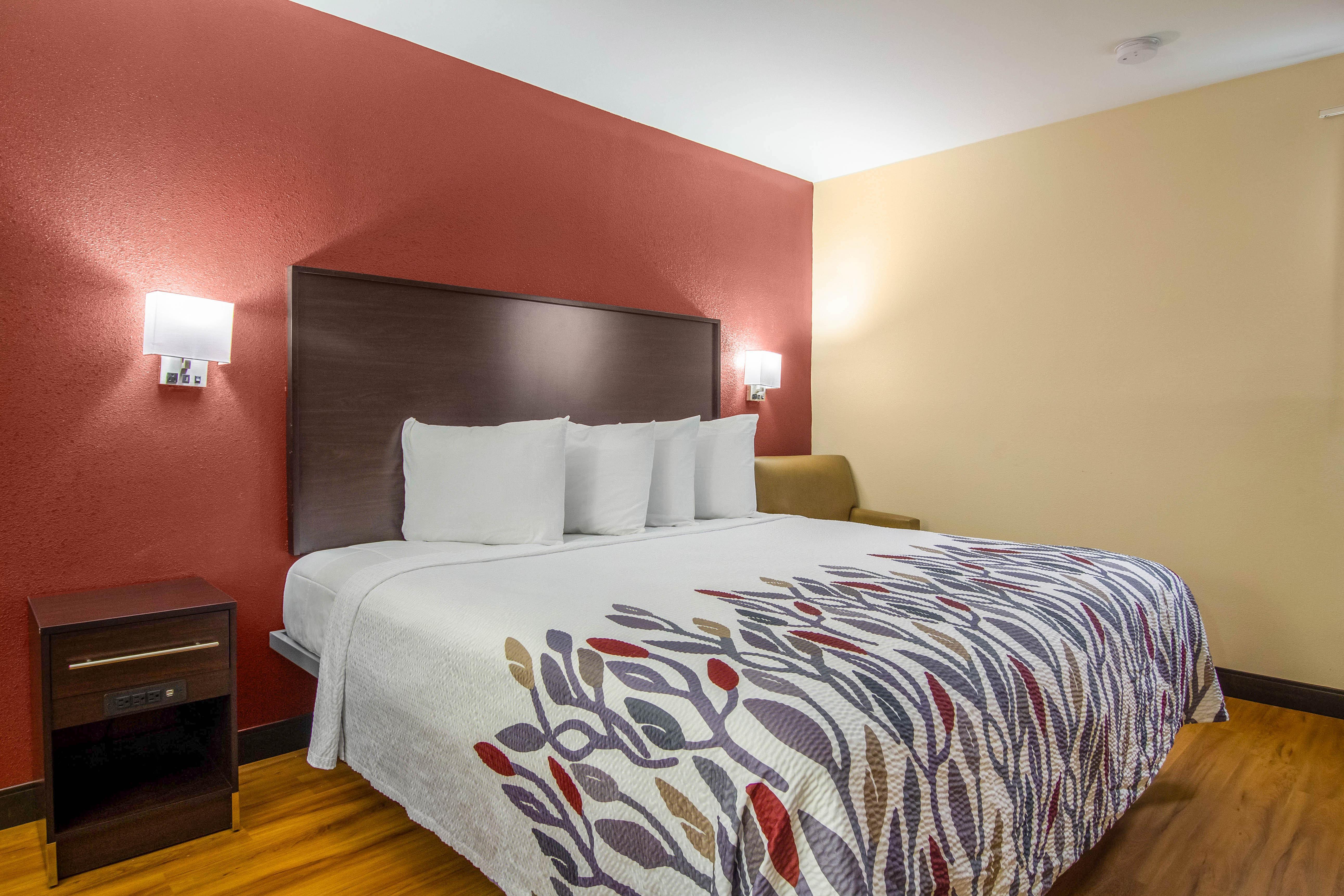 Red Roof Inn بيرسبورغ المظهر الخارجي الصورة