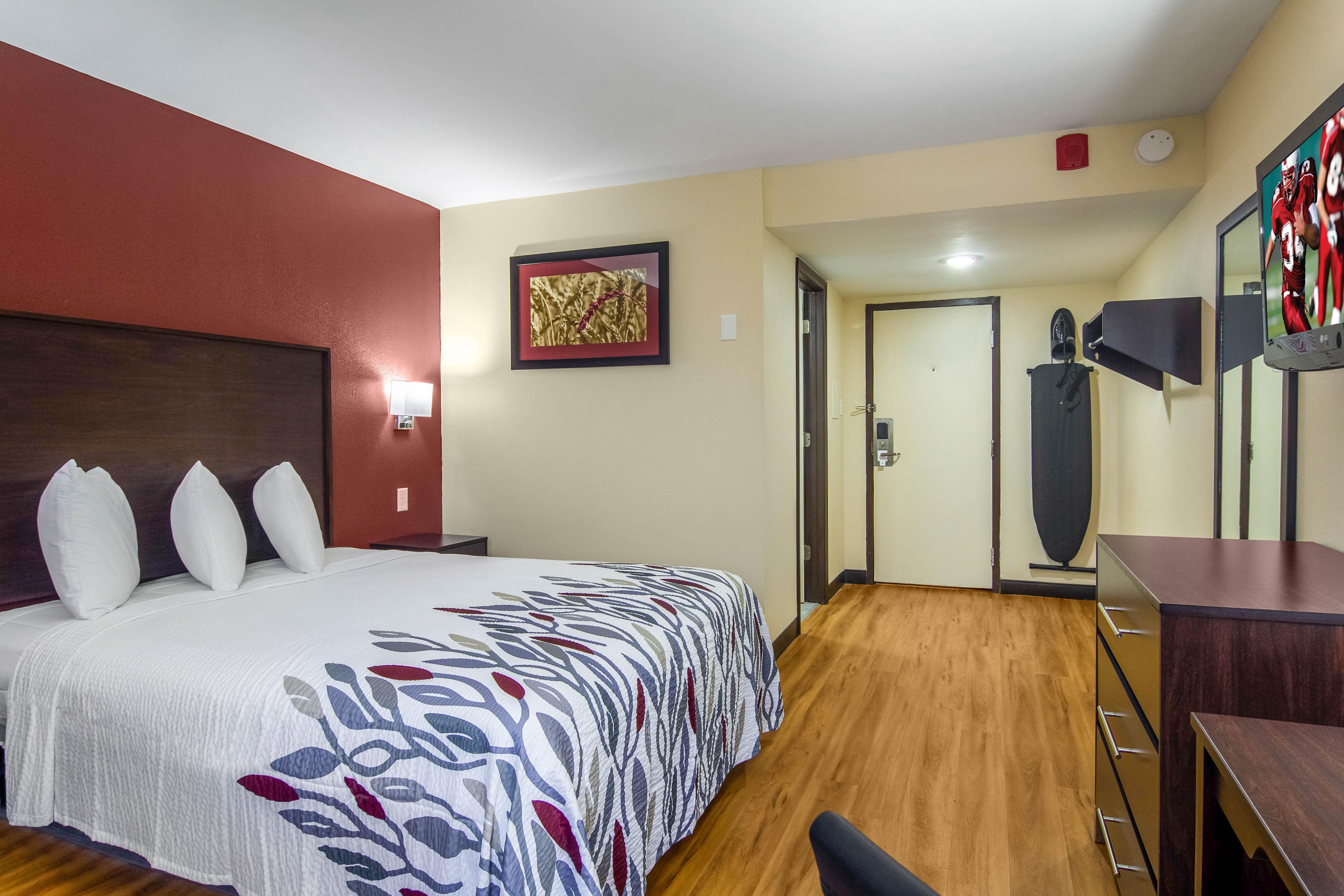 Red Roof Inn بيرسبورغ المظهر الخارجي الصورة