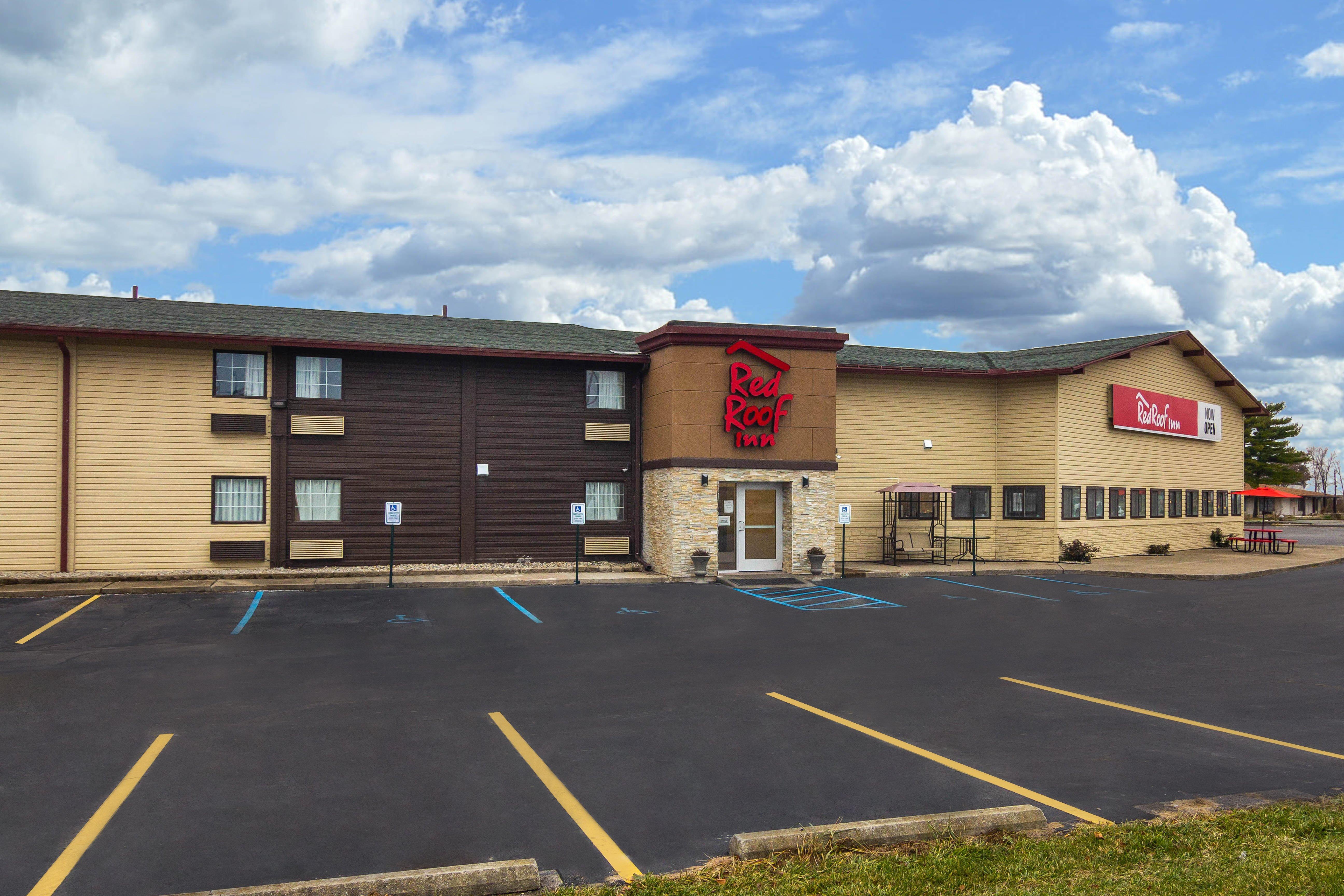 Red Roof Inn بيرسبورغ المظهر الخارجي الصورة