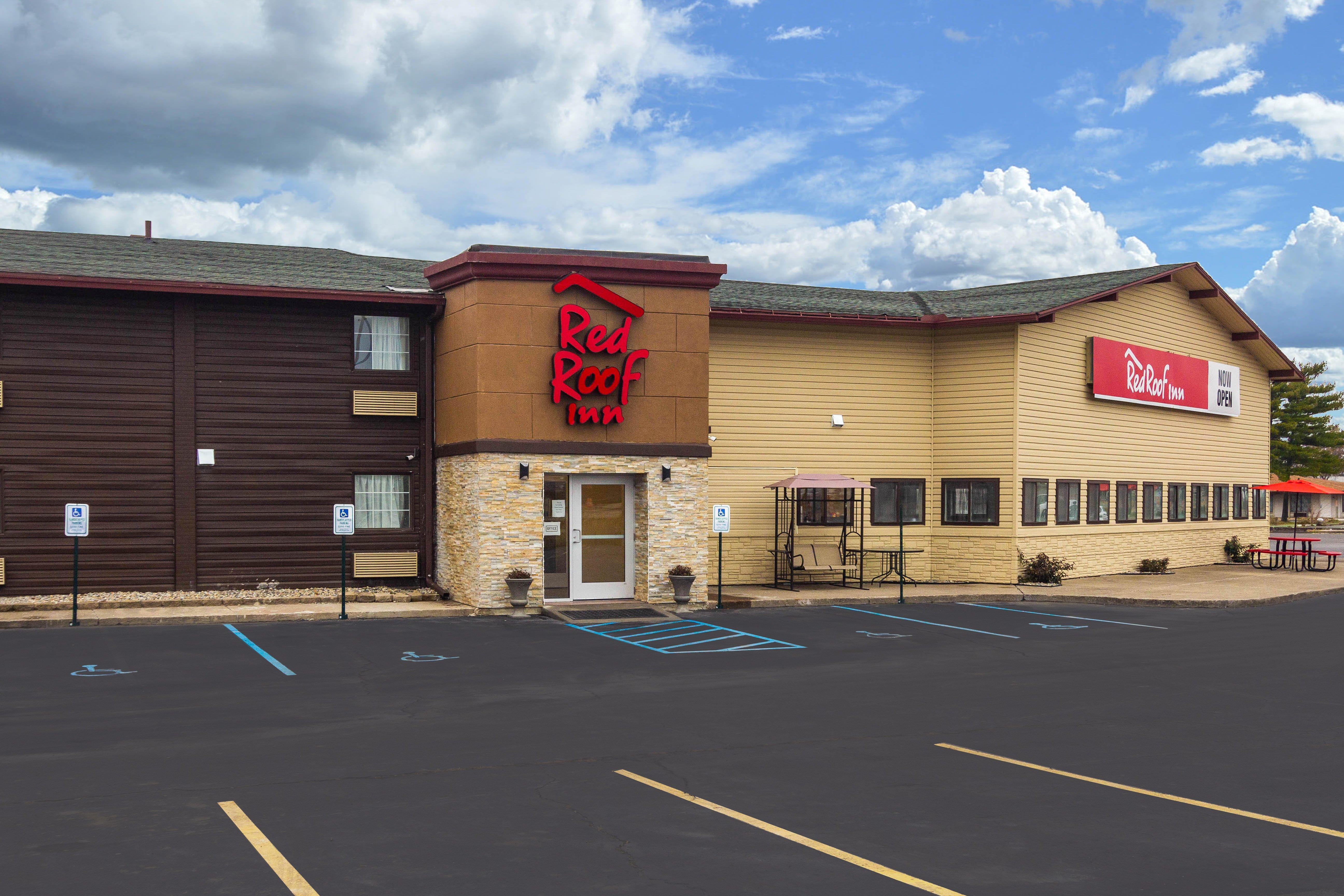 Red Roof Inn بيرسبورغ المظهر الخارجي الصورة